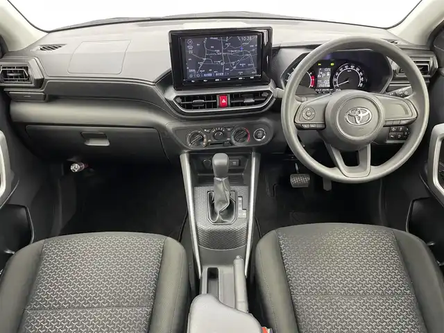 トヨタ ライズ XS 富山県 2019(令1)年 2.5万km レーザーブルークリスタルシャイン 4WD/純正ナビ(AM/FM/CD/BT)/フルセグTV/衝突軽減ブレーキ/アイドリングストップ/横滑り防止装置/前席シートヒーター/前後ドライブレコーダー/前後コーナーセンサー/ETC/オートライト/社外AW/純正AW付サマータイヤ車載/純正フロアマット/スマートキー/スペアキー1本/プッシュスタート/取扱説明書/保証書