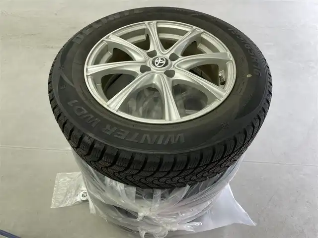 トヨタ ライズ XS 富山県 2019(令1)年 2.5万km レーザーブルークリスタルシャイン 4WD/純正ナビ(AM/FM/CD/BT)/フルセグTV/衝突軽減ブレーキ/アイドリングストップ/横滑り防止装置/前席シートヒーター/前後ドライブレコーダー/前後コーナーセンサー/ETC/オートライト/社外AW/純正AW付サマータイヤ車載/純正フロアマット/スマートキー/スペアキー1本/プッシュスタート/取扱説明書/保証書