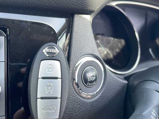 日産 エクストレイル 20X エマージェンシーブレーキ 山口県 2014(平26)年 5.9万km ダイヤモンドブラック 株)IDOMが運営する【じしゃロン宇部店】の自社ローン専用車両になります。こちらは現金またはオートローンご利用時の価格です。自社ローンご希望の方は別途その旨お申付け下さい/ｃａｒｒｏｚｚｅｒｉａナビ　/フルセグＴＶ　/Ｂｌｕｅｔｏｏｔｈ接続　/ＤＶＤ／ＣＤ　/バックカメラ　/ＥＴＣ　/電動リアゲート　/純正アルミホイール　/純正フロアマット　/シートヒーター(前席のみ)/コーナーセンサー前後/LEDヘッドライト/エマージェンシーブレーキ