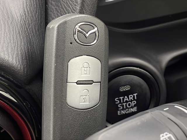マツダ デミオ 13S ノーブルクリムゾン 三重県 2018(平30)年 2.2万km セラミックM 純正ナビ/バックカメラ/ヘッドアップディスプレイ/ETC/衝突軽減ブレーキ/車線逸脱システム/オートハイビーム/シートヒーター/ブラインドスポットモニター/コーナーセンサー/スマートキー×２