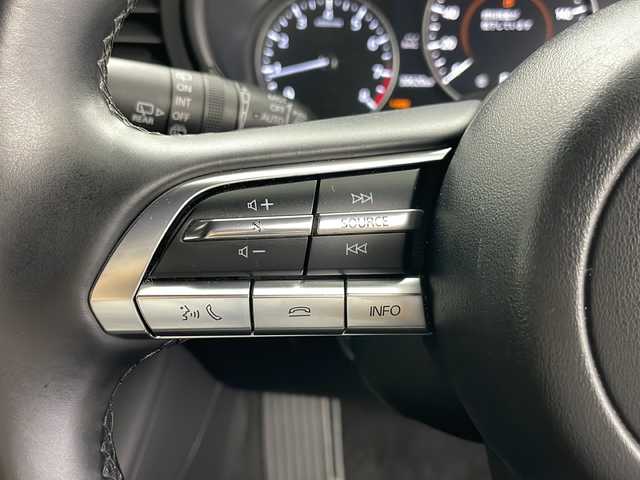 マツダ マツダ３ファストバック 20S プロアクティブ 道央・札幌 2021(令3)年 3.1万km ポリメタルグレーM ・4WD/・寒冷地仕様/・純正ナビ（TV＆CD＆DVD＆BT＆AndroidAuto＆Applecarplay）/・バックカメラ/・ブラインドスポットモニター/・オートマチックハイビーム/・クルーズコントロール/・ヘッドアップディスプレイ/・フロントワイパーデアイサー/・クリアランスソナー/・パドルシフト/・ミラーヒーター/・ビルトインETC/・オートライト/・LEDヘッドライト/・スマートキー/・スペアキー