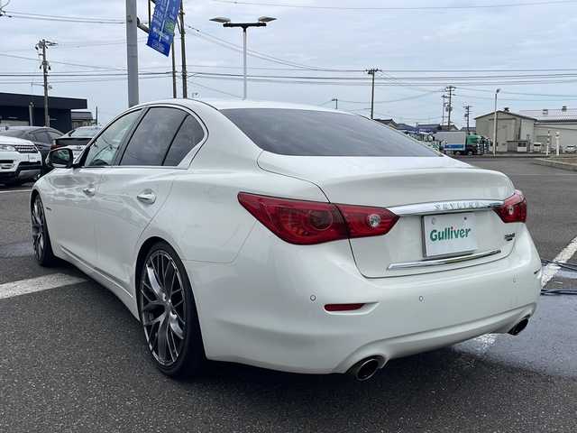 日産 スカイライン ハイブリッド 350GT FOUR TypeSP 新潟県 2014(平26)年 3.9万km クリスタルホワイトパール 4WD/純正ナビ/アラウンドビューモニター/レーダークルーズコントロール/パドルシフト/黒革シート/前席シートヒーター/前席パワーシート/SRS車高調/IMUPUL製アルミホイール/ETC/パドルシフト/LEDヘッドライト/保証書/取扱説明書
