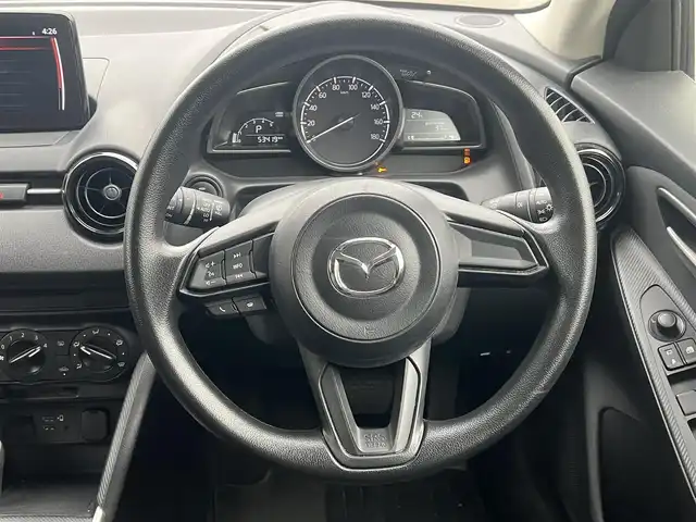 マツダ マツダ２ XD 秋田県 2020(令2)年 5.4万km ディープクリスタルブルーマイカ ４WD/ターボ/LEDヘッドライト/衝突軽減システム/スマートキー/アイドリングストップ/コーナーセンサー/レーンキープアシスト/プッシュスタート/MTモード付AT/ステアリングスイッチ/純正フロアマット/純正ドアバイザー/オートライト/オートエアコン/パワーステアリング/パワーウィンドウ/横滑り防止/電動格納ウィンカーミラー