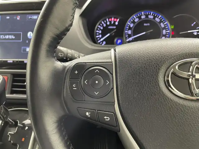 トヨタ エスクァイア Gi 滋賀県 2016(平28)年 3.7万km ブラック 純正９インチナビ/・フルセグTV・Bluetooth・CD・DVD・SD/後席用モニター/バックカメラ/前後ドライブレコーダー/ビルトインETC/両側パワースライドドア/衝突軽減機能/横滑り防止機能/オートハイビーム/オートライト/LEDヘッドライト/レザーシート/シートヒーター/電動格納ミラー