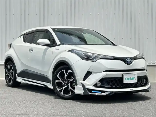 トヨタ Ｃ－ＨＲ G LEDエディション 群馬県 2018(平30)年 5.1万km ホワイトパールクリスタルシャイン ワンオーナー/純正SDナビ/　(AM/FM/CD/TV/SD/BT/USB/HDMI)/モデリスタエアロ/バックカメラ/トヨタセーフティーセンス/衝突軽減ブレーキ/コーナーセンサー/レーンキープアシスト/ブラインドスポットモニター/レーダクルーズコントロール/横滑り防止機能/AUTOライト/AUTOハイビーム/純正前後ドライブレコーダー/前席シートヒーター/ステアリングリモコン/純正フロアマット/純正ドアバイザー/シーケンシャルウィンカー/スペアキー1