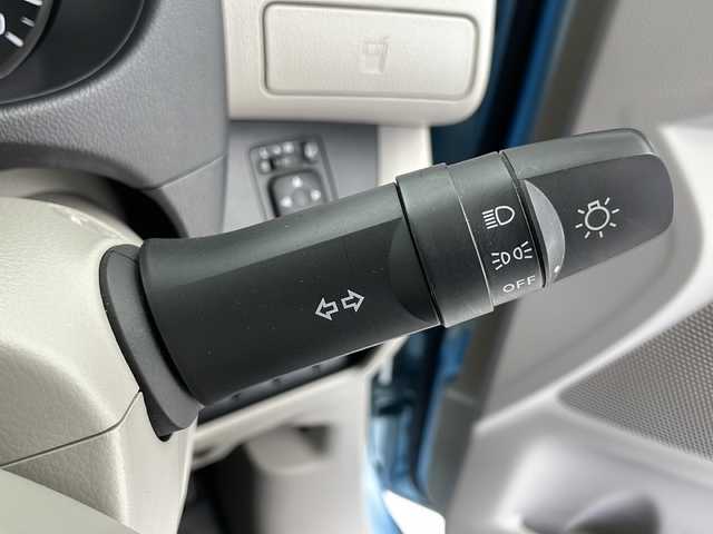 三菱 ｅＫスペース T セーフティパッケージ 千葉県 2017(平29)年 2.1万km ホワイトP/ウォーターブルーM 衝突被害軽減ブレーキ　/横滑り防止装置/クルーズコントロール/アラウンドビューモニター/アイドリングストップ/両側パワースライドドア/運転席シートヒーター/社外SDナビ/　DVD/CD/AM/FM/USB/フルセグTV/社外ドライブレコーダー前後/社外ETC/純正アルミホイール/純正フロアマット/純正サイドバイザー/プッシュスタート/スマートキー/スペアキー