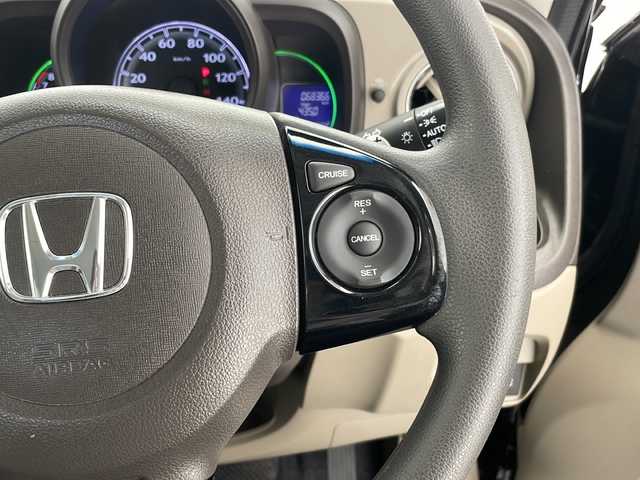 ホンダ Ｎ ＯＮＥ ツアラー Lパッケージ 愛知県 2013(平25)年 6.9万km クリスタルブラックパール 純正7インチSD（ナビあり）/ワンセグTV/CD DVD/純正アルミホイール/パドルシフト/クルーズコントロール/ETC/アイドリングストップ/横滑り防止装置/ステアリングスイッチ/スマートキー/プッシュスタート
