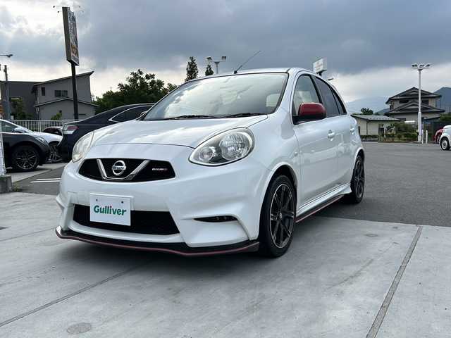 日産 マーチ ニスモ 山梨県 2015(平27)年 5.9万km 白 純正ナビ/TV/CD/DVD/BT/ipod/AUX/バックカメラ/純正エアロ/純正アルミホイール/純正フロアマット/ETC/スマートキー/プッシュスタート/パワーウインドウ