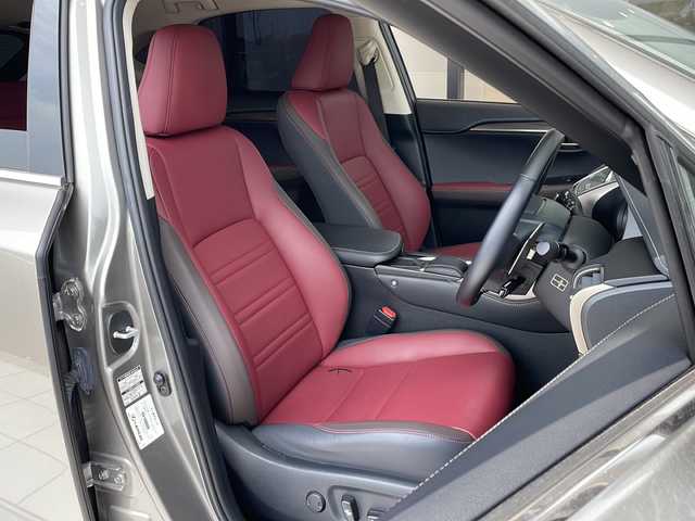 レクサス ＮＸ 300h Iパッケージ 愛知県 2019(平31)年 2.7万km ソニックチタニウム 衝突軽減システム/純正10型ナビ/三眼LEDヘッドライト/レーダークルーズコントロール/シートヒーター/フルセグ/CD DVD/Bluetooth/バックカメラ/パワーシート/電動リアゲート/コーナーセンサー/純正アルミホイール/ETC2.0/パドルシフト/ステアリングヒーター/オートマチックハイビーム/ステアリングスイッチ/スマートキー/プッシュスタート