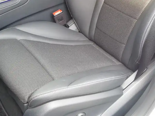 メルセデス・ベンツ ＧＬＣ２２０ d 4マチック 埼玉県 2020(令2)年 3.4万km パール 1オーナー /ブラックハーフレザーシート /アダプティブクルーズコントロール /レーダーセーフティパッケージ /ブラインドスポットモニター /全周囲カメラ /純正ナビ /ETC /置くだけ充電 /フルセグTV /シートヒーター/シートメモリー機能