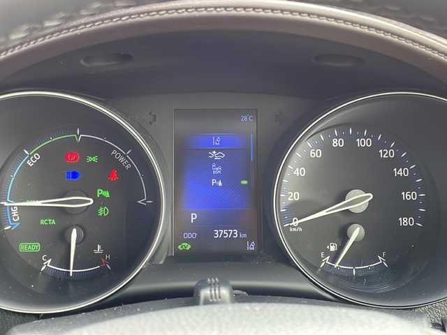 トヨタ Ｃ－ＨＲ G 石川県 2017(平29)年 3.8万km ホワイトパールクリスタルシャイン 純正9型ナビ/（フルセグTV/BT/CD/DVD/SD/AM/FM)/-/OP/・【CH-R】ロゴ入LEDヘッドランプ/シーケンシャルターンランプ/LEDリアコンビネーションランプ/・ブラック革シート/・純正エアロセット（F、Rアンダー）純正サイドガーニッシュ/-/セーフティセンスP/レーダークルーズコントロール/ブラインドスポットモニター/クリアランスソナー/バックソナー/前席シートヒーター/ビルトインETC/LEDフロントフォグランプ/スマートキー/エンジンプッシュスタート/オートエアコン/ナノイー/保証書/取説/スペアキー1本