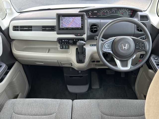 ホンダ Ｎ ＢＯＸ G スロープLホンダセンシング 埼玉県 2018(平30)年 6.1万km プラチナホワイトパール Honda SENSING/ナビ装着用スペシャルパッケージ+ETC車載器/車いす専用装備/フルオートエアコンディショナー/リア左側パワースライドドア/ワンオーナー/アダクティブクルーズコントロール/LEDヘッドライト/純正ナビ/DVD再生機能/フルセグTV/スペアキー/バックカメラ/スマートキー