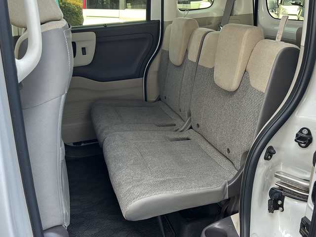 ホンダ Ｎ ＢＯＸ G スロープLホンダセンシング 埼玉県 2018(平30)年 6.1万km プラチナホワイトパール Honda SENSING/ナビ装着用スペシャルパッケージ+ETC車載器/車いす専用装備/フルオートエアコンディショナー/リア左側パワースライドドア/ワンオーナー/アダクティブクルーズコントロール/LEDヘッドライト/純正ナビ/DVD再生機能/フルセグTV/スペアキー/バックカメラ/スマートキー