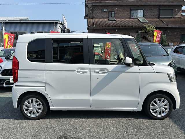ホンダ Ｎ ＢＯＸ G スロープLホンダセンシング 埼玉県 2018(平30)年 6.1万km プラチナホワイトパール Honda SENSING/ナビ装着用スペシャルパッケージ+ETC車載器/車いす専用装備/フルオートエアコンディショナー/リア左側パワースライドドア/ワンオーナー/アダクティブクルーズコントロール/LEDヘッドライト/純正ナビ/DVD再生機能/フルセグTV/スペアキー/バックカメラ/スマートキー