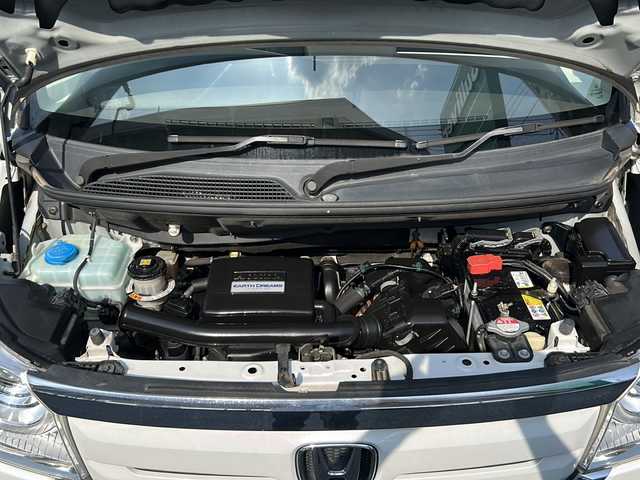 ホンダ Ｎ ＢＯＸ G スロープLホンダセンシング 埼玉県 2018(平30)年 6.1万km プラチナホワイトパール Honda SENSING/ナビ装着用スペシャルパッケージ+ETC車載器/車いす専用装備/フルオートエアコンディショナー/リア左側パワースライドドア/ワンオーナー/アダクティブクルーズコントロール/LEDヘッドライト/純正ナビ/DVD再生機能/フルセグTV/スペアキー/バックカメラ/スマートキー