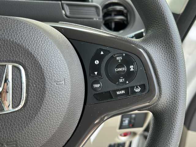 ホンダ Ｎ ＢＯＸ G スロープLホンダセンシング 埼玉県 2018(平30)年 6.1万km プラチナホワイトパール Honda SENSING/ナビ装着用スペシャルパッケージ+ETC車載器/車いす専用装備/フルオートエアコンディショナー/リア左側パワースライドドア/ワンオーナー/アダクティブクルーズコントロール/LEDヘッドライト/純正ナビ/DVD再生機能/フルセグTV/スペアキー/バックカメラ/スマートキー