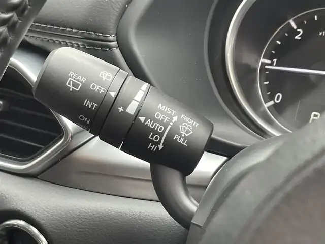マツダ ＣＸ－５ XD プロアクティブ 滋賀県 2019(令1)年 6万km スノーフレイクホワイトパールマイカ 純正ナビ/（CD/DVD/BT/フルセグ）/全方位カメラ/ETC/パワーシート/メモリシート/シートヒーター/パワーバックドア/ステアリングヒーター/衝突被害軽減ブレーキ/レーダークルーズコントロール/レーンキープアシスト/誤発進抑制装置/標識認識機能/UVカットガラス/ステアリングスイッチ/プッシュスタート/スマートキー/アイドリングストップ