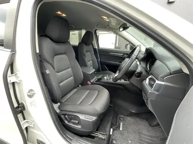 マツダ ＣＸ－５ XD プロアクティブ 滋賀県 2019(令1)年 6万km スノーフレイクホワイトパールマイカ 純正ナビ/（CD/DVD/BT/フルセグ）/全方位カメラ/ETC/パワーシート/メモリシート/シートヒーター/パワーバックドア/ステアリングヒーター/衝突被害軽減ブレーキ/レーダークルーズコントロール/レーンキープアシスト/誤発進抑制装置/標識認識機能/UVカットガラス/ステアリングスイッチ/プッシュスタート/スマートキー/アイドリングストップ