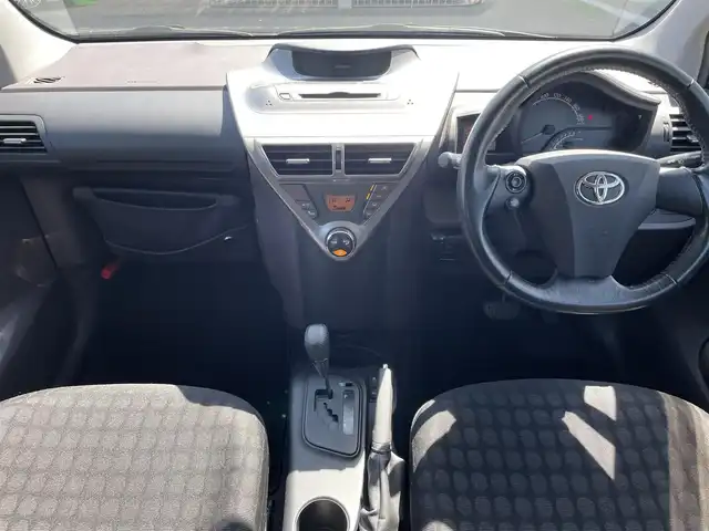 トヨタ ｉＱ 100G 大阪府 2009(平21)年 5.7万km コバルトブルーメタリック ワンオーナー/純正オーディオ/CD/AUX/AM/FM/純正フロアマット/本革巻ステアリング/プッシュスタート/電格ミラー/ドアバイザー/ETC
