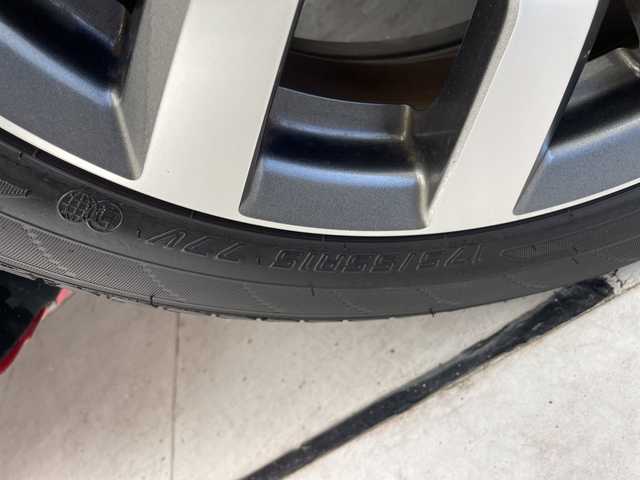 トヨタ タンク カスタムG－T 愛知県 2018(平30)年 3.8万km ブラックマイカ/マゼンダベリーメタリック SDナビ/フルセグ/バックカメラ/両側パワースライドドア/衝突軽減システム/クルーズコントロール/ETC/スマートキー/プッシュスタート/LEDヘッドライト