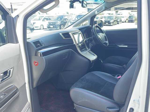 トヨタ ヴェルファイア 2．4Z ゴールデンアイズⅡ 熊本県 2014(平26)年 12.1万km ホワイトパールクリスタルシャイン (株)IDOMが運営する【じしゃロン熊本店】の自社ローン専用車両になりますこちらは現金またはオートローンご利用時の価格です。自社ローンご希望の方は別途その旨お申付け下さい/アルパイン９インチナビ（ＣＤ　ＤＶＤ　ＢＴ　フルセグＴＶ）　/アルパインフリップダウンモニター　/バックカメラ　/両側パワースライドドア　/パワーバックドア　/ビルトインＥＴＣ　/ドライブレコーダー　/クルーズコントロール