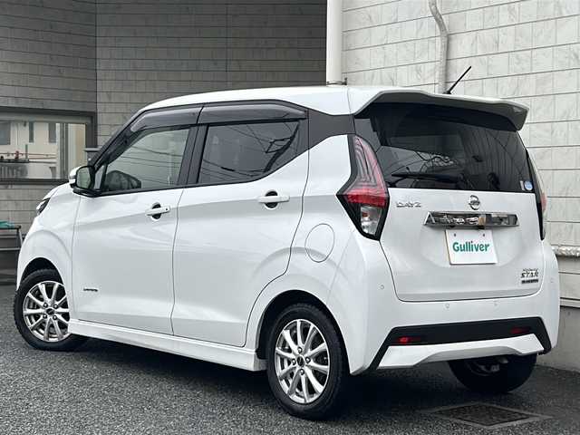 日産 デイズ HWS G ターボ プロパイロットED 神奈川県 2021(令3)年 3.8万km ホワイトパール 純正ナビ/（CD/DVD/AM/FM/SD/USB/AUX/BT/フルセグTV)/全方位カメラ/前後ドライブレコーダー/ETC/レーダークルーズコントロール/ワンオーナー/電動パーキングスイッチ/エマージェンシーブレーキ/レーンキープアシスト/横滑り防止装置/速度・道路標識表示/積み込み純正AW（165/55/R15)/純正マット/ドアバイザー/オートライト/エンジンスタートボタン/スペアキー×１/保証書/取扱説明書