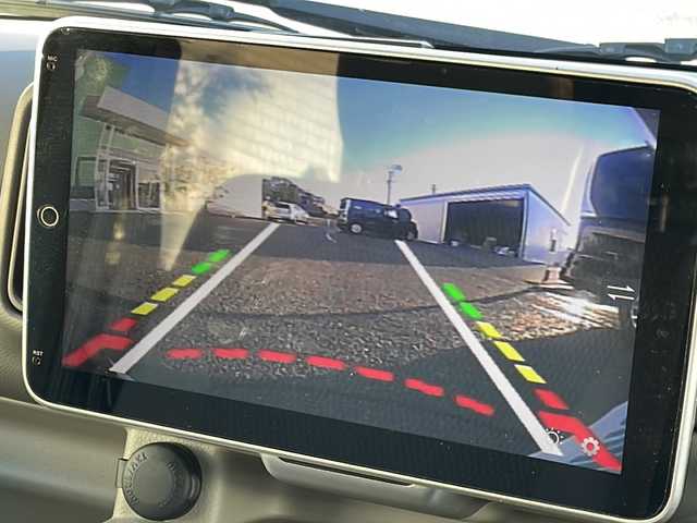 日産 ＮＶ１００クリッパー リオ E 福岡県 2022(令4)年 5.3万km スノーパールホワイト フローティングディスプレイオーディオ/（AM/FM/BT/USB）/コーナーセンサー/衝突軽減ブレーキ/車線逸脱警報/ETC/バックカメラ/前後ドライブレコーダー/D席シートヒーター/片側パワースライドドア/純正14インチアルミホイール/オートライト/フォグランプ/ステアリングスイッチ/フロアマット/横滑り防止装置/プッシュスタート/スマートキー/アイドリングストップ/電動格納ミラー/Wエアバッグ