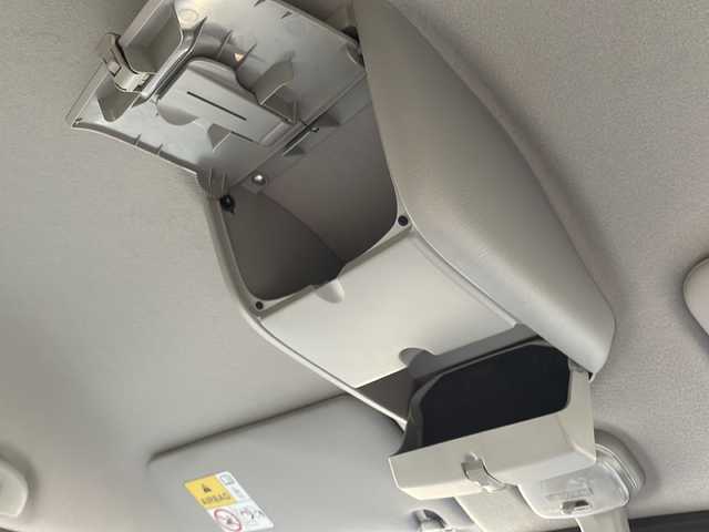 日産 ＮＶ１００クリッパー リオ E 福岡県 2022(令4)年 5.3万km スノーパールホワイト フローティングディスプレイオーディオ/（AM/FM/BT/USB）/コーナーセンサー/衝突軽減ブレーキ/車線逸脱警報/ETC/バックカメラ/前後ドライブレコーダー/D席シートヒーター/片側パワースライドドア/純正14インチアルミホイール/オートライト/フォグランプ/ステアリングスイッチ/フロアマット/横滑り防止装置/プッシュスタート/スマートキー/アイドリングストップ/電動格納ミラー/Wエアバッグ