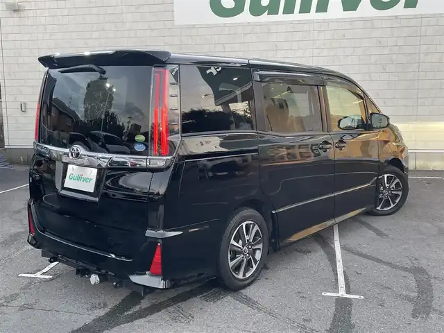 トヨタ ノア Si 静岡県 2017(平29)年 5.3万km ブラック 純正ナビ/　（Bluetooth/DVD/CD）/フルセグTV/バックカメラ/トヨタセーフティセンス/プリクラッシュセーフティ/クルーズコントロール/両側パワースライドドア/ビルトインETC2.0/社外前後ドライブレコーダー/プッシュスタート/スマートキー/純正フロアマット