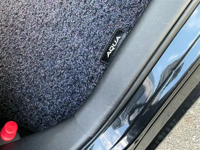 トヨタ アクア S スタイルブラック 岡山県 2021(令3)年 3.8万km ブラックマイカ メモリナビ/フルセグTV、CD、DVD、Bluetooth、AM、FM/スマートキー/ビルトインETC/オートライト/オートマチックハイビーム/プリクラッシュセーフティ/レーンディパーチャーアラート