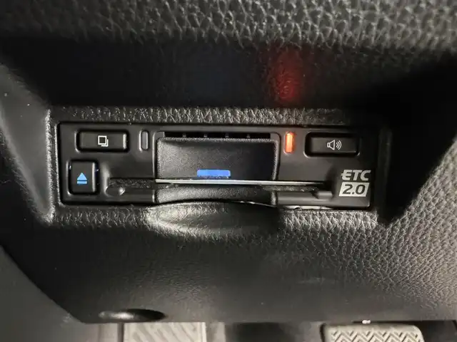 トヨタ ヴォクシー ハイブリッド S－Z 愛知県 2025(令7)年 0.1千km ホワイトパールクリスタルシャイン トヨタセーフティーセンス/トヨタチームメイト/快適便利パッケージHigh/純正10.5インチナビ/（Bluetooth/フルセグTV/AM/FM/CD/DVD/HDMI/AM/FM）/バックカメラ/ETC2.0/シートヒーター/ステアリングヒーター/オットマン/BSM/ハーフレザー/AC100V/HUD/3列シート/オートライト/スマートキー/プッシュスタート/電子パーキング/オートホールド