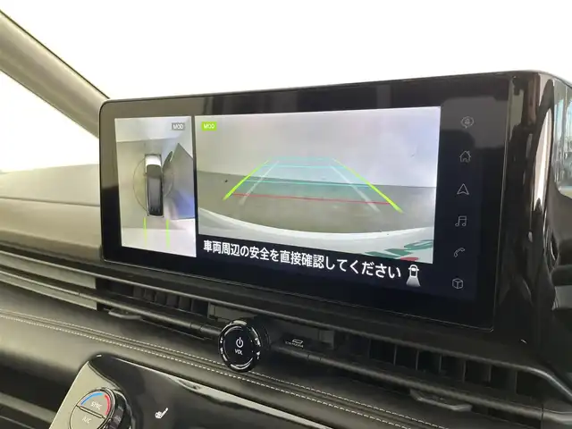 日産 セレナ ハイウェイスター V 福井県 2023(令5)年 6万km プリズムホワイト ４ＷＤ　/純正１２．３インチメーカーオプションナビ　/純正後席フリップダウンモニター　/アラウンドビューモニター　/両側パワースライドドア　/インテリジェントルームミラー　/プロパイロット/ＥＴＣ２．０/シートヒーター/純正16インチアルミホイール/純正LEDヘッドライト