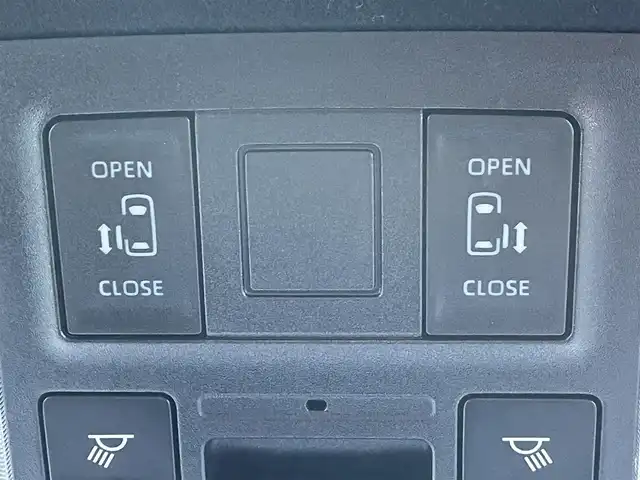 トヨタ ヴォクシー S－Z 東京都 2023(令5)年 2.2万km グリッターブラックガラスフレーク 純正10.5型ナビ/純正14型後席モニター/バックカメラ/Bluetooth/USB/HDMI/CD/DVD/フルセグTV/TVキット/純正サイドバイザー/社外マット/前席シートヒーター/両側電動スライドドア/ETC2.0/前後コーナーセンサー/前方ドライブレコーダー/衝突軽減装置/車線逸脱警報装置/横滑り防止装置/スマートキー/純正LEDライト