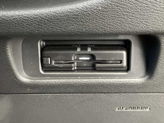 日産 ルークス HWS Gターボ プロパイロットED 群馬県 2023(令5)年 3.1万km ホワイトソリッド/プレミアムオリーブM 禁煙車　プロパイロット　純正９インチナビ　全方位カメラ　レーンアシスト　コーナーセンサー　両側パワースライドドア　アイドリングストップ　電動パーキング　スマートキー　プッシュスタート　オートライト