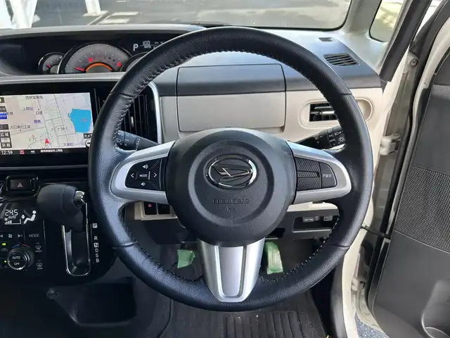 ダイハツ ムーヴ キャンバス G ブラックインテリア リミテッド SAⅢ 静岡県 2019(平31)年 4.2万km パールホワイトⅢ/ライトローズマイカメタリックⅡ 2トーン スマートアシストIII/・衝突回避支援ブレーキ機能/・衝突警報機能/・誤発進抑制機能(前方＋後方)/・車線逸脱警報機能/・先行車発進お知らせ機能/・オートハイビーム/純正8インチナビ/FM/AM/CD/DVD/Bluetooth/SD/両側パワースライドドア/フルセグTV/パノラマモニター/ETC/ドライブレコーダー/フロントガラス熱線/D席シートヒーター/LEDヘッドライト/オートライト