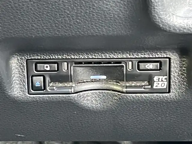 トヨタ シエンタ ハイブリッド Z 東京都 2024(令6)年 2.7万km ダークグレー 純正ナビ/全周囲カメラ/フルセグTV/Bluetooth/USB/HDMI/両側電動スライドドア/前席シートヒーター/ステアリングヒーター/ドライブレコーダー/トヨタセーフティセンス/・プリクラッシュセーフティシステム/・横滑り防止装置/・車線逸脱警報装置/ETC2.0/ブラインドスポットモニター/純正フロアマット/純正サイドバイザー/オートライト/モデリスタAW/スマートキー