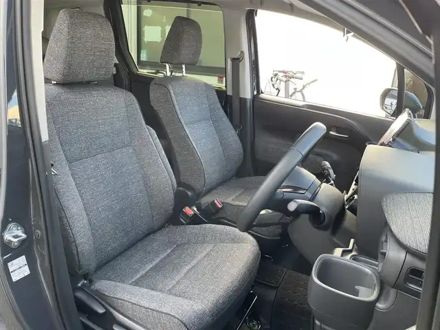 トヨタ シエンタ ハイブリッド Z 東京都 2024(令6)年 2.7万km ダークグレー 純正ナビ/全周囲カメラ/フルセグTV/Bluetooth/USB/HDMI/両側電動スライドドア/前席シートヒーター/ステアリングヒーター/ドライブレコーダー/トヨタセーフティセンス/・プリクラッシュセーフティシステム/・横滑り防止装置/・車線逸脱警報装置/ETC2.0/ブラインドスポットモニター/純正フロアマット/純正サイドバイザー/オートライト/モデリスタAW/スマートキー