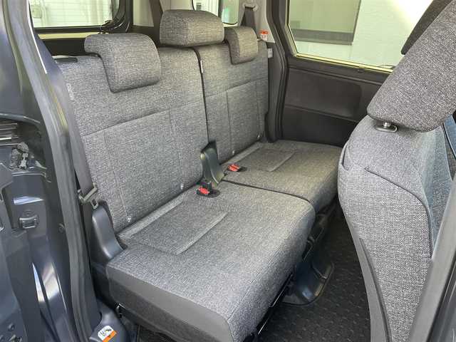 トヨタ シエンタ ハイブリッド Z 東京都 2024(令6)年 2.7万km ダークグレー 純正ナビ/全周囲カメラ/フルセグTV/Bluetooth/USB/HDMI/両側電動スライドドア/前席シートヒーター/ステアリングヒーター/ドライブレコーダー/トヨタセーフティセンス/・プリクラッシュセーフティシステム/・横滑り防止装置/・車線逸脱警報装置/ETC2.0/ブラインドスポットモニター/純正フロアマット/純正サイドバイザー/オートライト/モデリスタAW/スマートキー