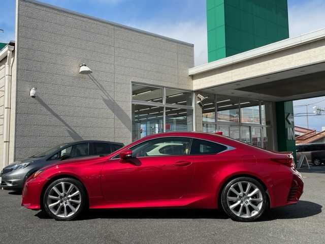 レクサス ＲＣ 350 バージョンL 埼玉県 2014(平26)年 6.3万km ラディアントレッドコントラストレイヤリング AIS検査済み/メーカー純正HDDナビゲーション/（CD/DVD/BT）/フルセグテレビ/バックカメラ/サンルーフ/ベージュレザーシート/プリクラッシュセーフティ/アダプティブクルーズコントロール/ブラインドスポットモニター/レーンキープアシスト/純正19インチアルミホイール/LEDヘッドライト/LEDフォグランプ/パドルシフト/パワーシート/エアーシート/シートヒーター/オートライト/オートハイビーム/オートリトラミラー/クリアランスソナー/プッシュスタート/スマートキー/新車保証書/取扱説明書