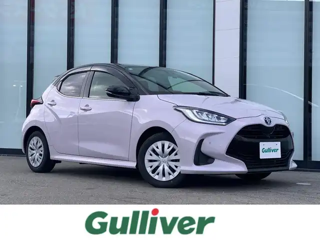 トヨタ ヤリス ハイブリッド Z 大阪府 2021(令3)年 3.4万km グレーマイカM/スーパーシルバーⅢM 純正８インチナビ/衝突軽減/ＢＳＭ/全方位モニター/前席シートヒーター/レーダークルーズコントロール/前後ドライブレコーダー/純正フロアマット/プッシュスタート/スマートキー/ＥＴＣ/ＬＥＤライト