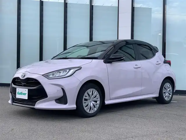 トヨタ ヤリス ハイブリッド Z 大阪府 2021(令3)年 3.4万km グレーマイカM/スーパーシルバーⅢM 純正８インチナビ/衝突軽減/ＢＳＭ/全方位モニター/前席シートヒーター/レーダークルーズコントロール/前後ドライブレコーダー/純正フロアマット/プッシュスタート/スマートキー/ＥＴＣ/ＬＥＤライト