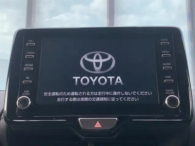 トヨタ ヤリス ハイブリッド Z 大阪府 2021(令3)年 3.4万km グレーマイカM/スーパーシルバーⅢM 純正８インチナビ/衝突軽減/ＢＳＭ/全方位モニター/前席シートヒーター/レーダークルーズコントロール/前後ドライブレコーダー/純正フロアマット/プッシュスタート/スマートキー/ＥＴＣ/ＬＥＤライト