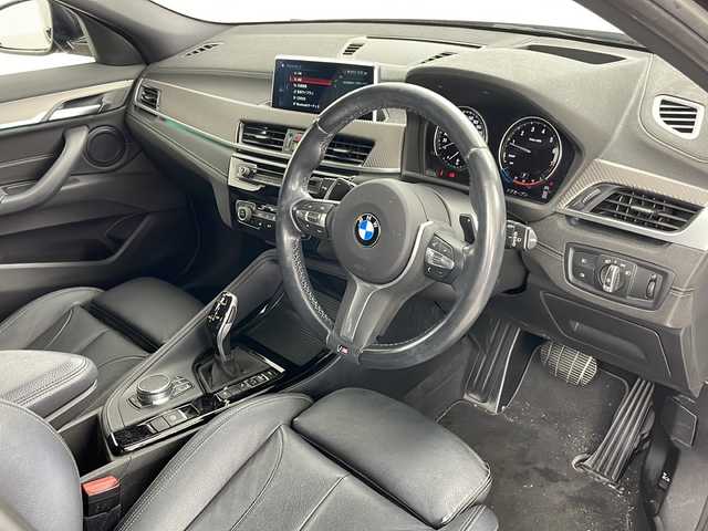 ＢＭＷ Ｘ２ xDrive20i MスポーツX 道央・札幌 2018(平30)年 7.1万km 黒 ・4WD/・寒冷地仕様/・純正ナビ/CD/DVD/USB/BT/・バックカメラ/・電動リアゲート/・レーダークルーズコントロール/・インテリジェントセーフティ/・衝突警告機能/・歩行者警告/・車線逸脱警告/・前席パワーシート/・前席シートヒーター/・運転席メモリーシート/・ステアリングスイッチ/・パドルシフト/・LEDヘッドライト/・LEDフォグランプ/・バックフォグ/・純正18インチAW/・純正20インチAW付夏タイヤ積載