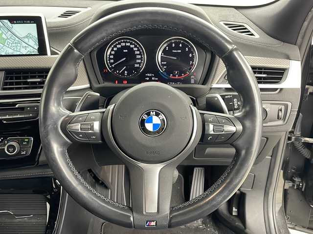 ＢＭＷ Ｘ２ xDrive20i MスポーツX 道央・札幌 2018(平30)年 7.1万km 黒 ・4WD/・寒冷地仕様/・純正ナビ/CD/DVD/USB/BT/・バックカメラ/・電動リアゲート/・レーダークルーズコントロール/・インテリジェントセーフティ/・衝突警告機能/・歩行者警告/・車線逸脱警告/・前席パワーシート/・前席シートヒーター/・運転席メモリーシート/・ステアリングスイッチ/・パドルシフト/・LEDヘッドライト/・LEDフォグランプ/・バックフォグ/・純正18インチAW/・純正20インチAW付夏タイヤ積載
