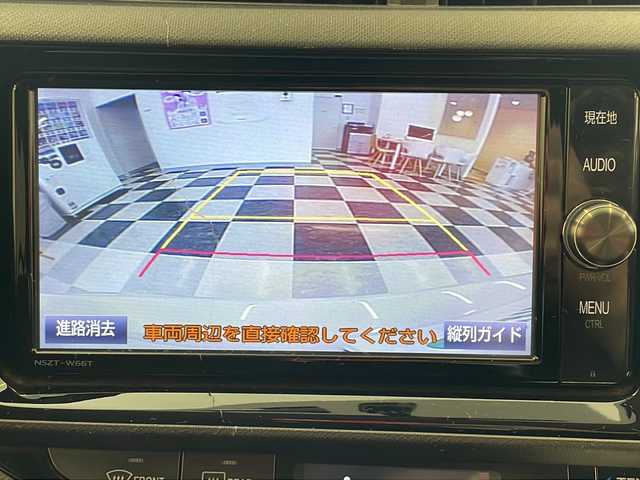 トヨタ アクア S 岐阜県 2016(平28)年 10.3万km ライムホワイトパールクリスタルシャイン 純正ナビ（NSZT-W66T）/バックモニター/Bluetooth/フルセグ視聴/CD/DVD/ドライブレコーダー（HDR-251GH）/LEDヘッドライト/フォグライト/プッシュスタート/スマートキー/スペアキー/ETC/オートエアコン/電動格納ミラー/取扱説明書・記録簿