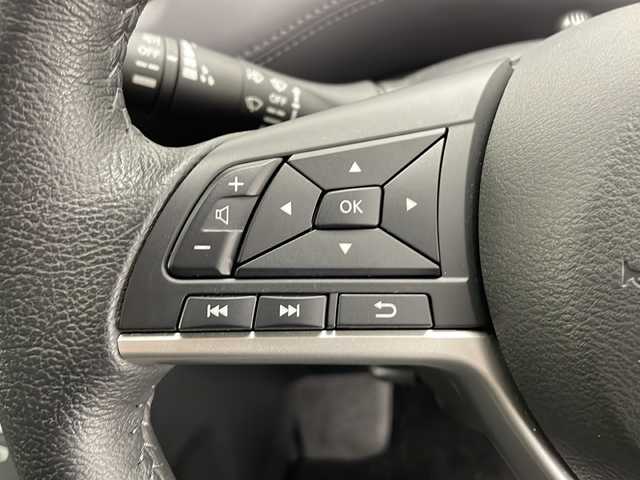 日産 セレナ ハイウェイスター V 長野県 2019(令1)年 5.1万km ブリリアントホワイトパール 4WD/純正10インチナビ/両側パワースライドドア/プロパイロット/追従型クルーズコントロール/衝突被害軽減システム/アラウンドビューモニター/バックカメラ/ドライブレコーダー/パーキングアシスト/フルセグTV/CD/DVD/ビルトインETC/オートライト/LEDヘッドライト/フォグランプ/ステアリングスイッチ/革巻きステアリング/電子パーキング/オートホールド/純正フロアマット/純正アルミホイール/ウォークスルー/電動格納ミラ/ウインカーミラー/ドアバイザー