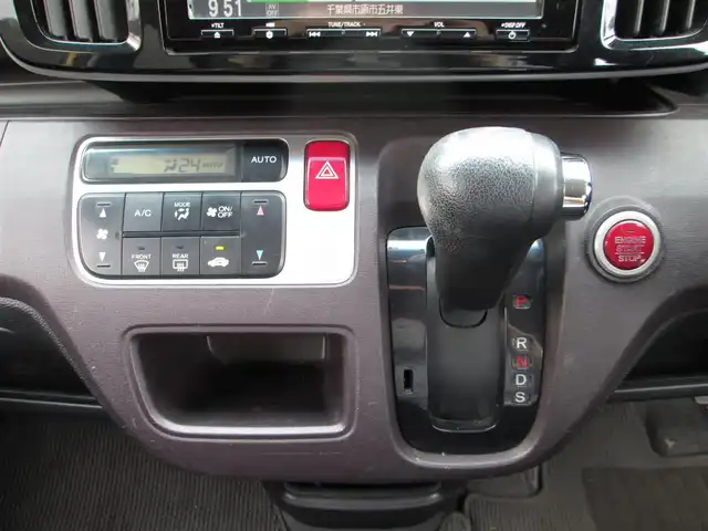 ホンダ Ｎ ＯＮＥ プレミアム ツアラー Lパッケージ 千葉県 2013(平25)年 10.7万km プレミアムイエローパールⅡ ツートンカラースタイル(黄×黒)/純正ナビ、ワンセグTV/バックカメラ/純正オーディオ【DVD/CD/SD】/HIDヘッドライト&ハロゲンフォグ/クルーズコントロール/パドルシフト付き革巻きステアリング/ナビ連動ステアリングスイッチ/社外ツィーター/ETC、スペアキー/取扱説明書/ナビ取扱説明書/整備記録簿(H26/R1/2/3/4/5)