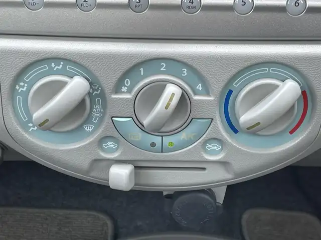 スズキ アルト エコ L 福岡県 2014(平26)年 4.4万km アーバンブラウンパールメタリック ・純正フロアマット/・盗難防止装置/・アイドリングストップ/・CDチェンジャー/・パワーウィンドウ/・パワーステアリング/・リモコンキー/・エアバッグ