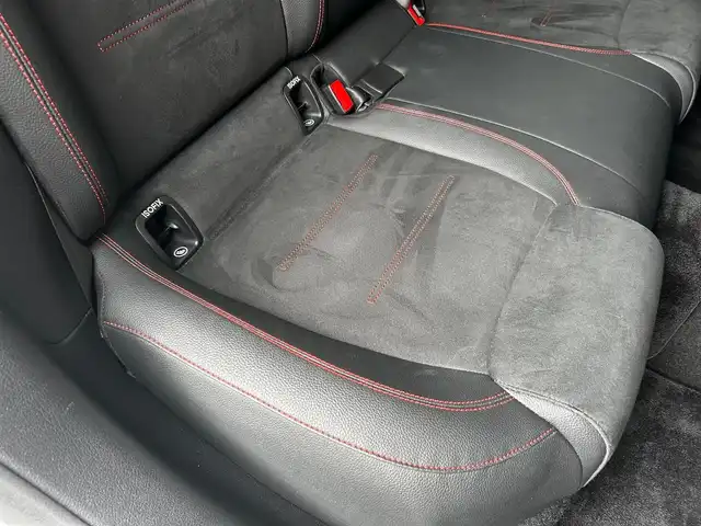 メルセデス・ベンツ ＣＬＡ２００ｄ AMGライン 富山県 2021(令3)年 3.9万km 白 HDDナビ/フルセグテレビ/バックカメラ/アイドリングストップ/ACC/プッシュスタート/ETC2.0/前席シートヒーター/前席パワーシート/Bluetooth接続/ワイヤレス充電/アンビエントライト/純正ドラレコ/純正18インチAW