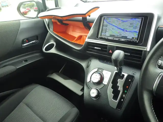 トヨタ シエンタ ハイブリッド G 千葉県 2022(令4)年 4.6万km ブラックマイカ Toyota Safety Sense/・プリクラッシュセーフティ/・レーンディパーチャーアラート/・オートハイビーム/クルーズコントロール/両側パワースライドドア/社外メモリーナビ/地デジTV/【DVD/CD再生機能　Bluetooth接続】/バックカメラ/ETC/LEDヘッドライト/ウインカーミラー/スマートキー